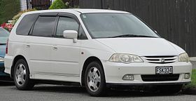 2000 Honda Odyssey (Japan).jpg